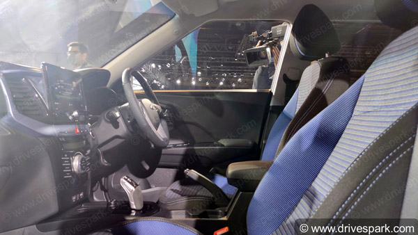 Mahindra Electric Car Launch Timeline: महिंद्रा ईकेयूवी100 व ईएक्सयूवी300 भारत में 2022 में होगी लॉन्च
