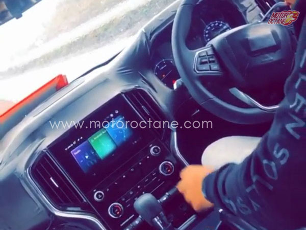 New Mahindra Scorpio Interior Spied: नई महिंद्रा स्कॉर्पियो के इंटीरियर की जानकारी आई सामने, देखें तस्वीरें