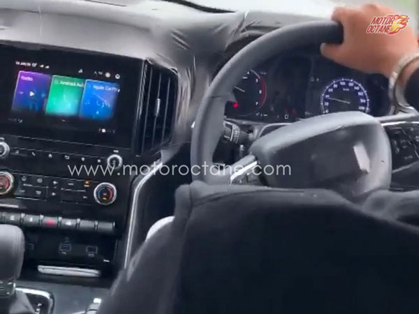 New Mahindra Scorpio Interior Spied: नई महिंद्रा स्कॉर्पियो के इंटीरियर की जानकारी आई सामने, देखें तस्वीरें