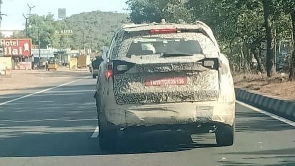 Mahindra XUV700 Spied: महिंद्रा एक्सयूवी700 एक बार फिर टेस्टिंग करते आई नजर, देखें तस्वीरें