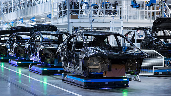 Mercedes EQS Production Starts: मर्सिडीज ईक्यूएस इलेक्ट्रिक सेडान का उत्पादन हुआ शुरू, नई जानकारियां आई सामने
