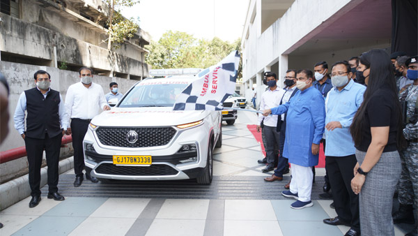 MG Motor Donates Hector Ambulances: एमजी मोटर व पेटीएम मिलकर नागपुर में 100 हेक्टर एम्बुलेंस करेगी दान, नितिन गडकरी ने की पहल