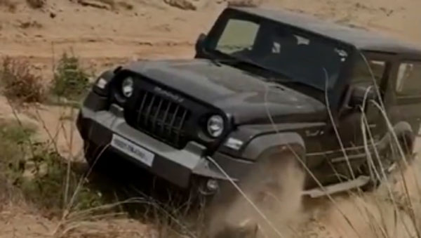 Cricketer नवदीप सैनी को मिली नई Mahindra Thar, ऑफ-रोडिंग करते शेयर किया वीडियो