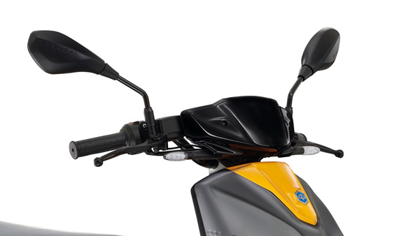 Piaggio One Electric Scooter का हुआ खुलासा, जल्द होगी ग्लोबल स्तर पर पेश