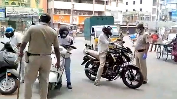 Corona Curfew तोड़ने वालों के 2,200 वाहन Bengaluru Police ने किए सीज, दिलाई बाहर न निकलने की शपथ
