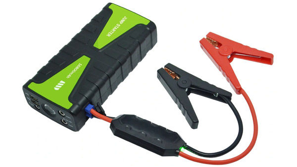 Corona Lockdown में डिस्चार्ज हुई Car Battery को इन तीन तरीकों से करें चार्ज, जानें