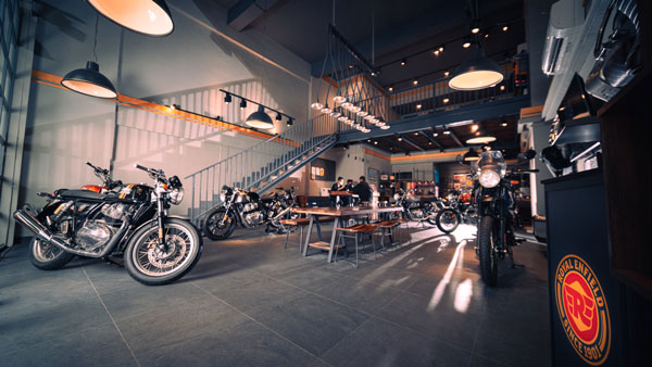 Royal Enfield ने सिंगापुर में खोला नया रिटेल स्टोर, वैश्विक बाजार में बढ़ा रही उपस्थिती