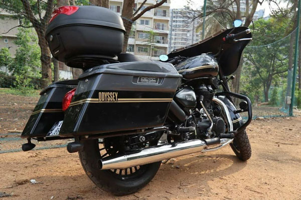 RE Thunderbird Modification: रॉयल एनफील्ड थंडरबर्ड को हार्ले-डेविडसन सीवीओ की तरह किया मॉडिफाई