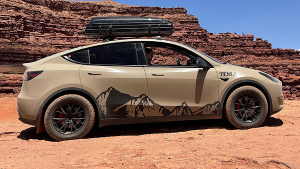 क्या मंगल ग्रह पर पहुंच गई Tesla की कार? सोशल मीडिया पर वायरल हुआ वीडियो, देखें