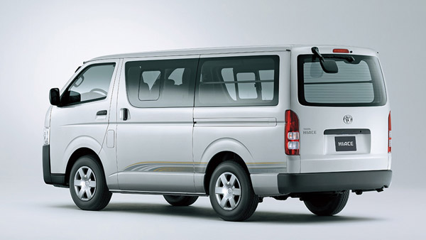 Toyota Hiace 14-सीटर एमपीवी भारतीय शोरूम में पहुंचना हुई शुरू, जानें कितनी है कीमत