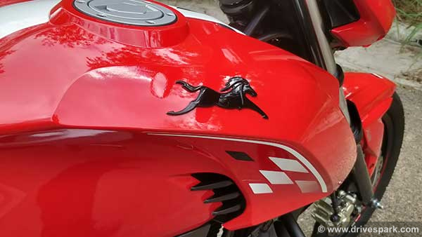 TVS ने Apache RTR 160 4V की कीमत एक बार फिर बढ़ाई, जानें कितनी पड़ेगी जेब पर भारी