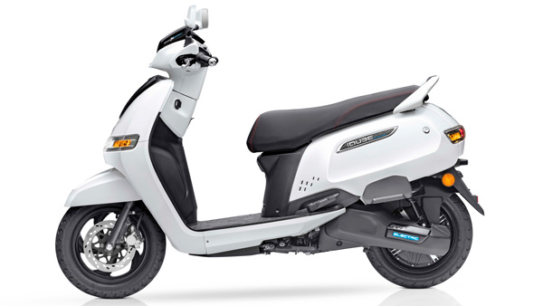 TVS iQube New Cities Launch: टीवीएस आईक्यूब इलेक्ट्रिक स्कूटर को 20 नए शहरों में किया जाएगा लॉन्च