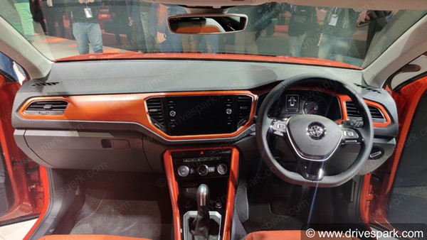 Volkswagen T-Roc Bookings Open: फॉक्सवैगन टी-रॉक की बुकिंग आज से हुई शुरू, इसी महीने से शुरू होगी डिलीवरी