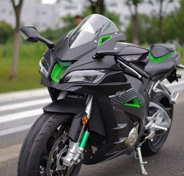 China में बनाई गई लोकप्रिय Kawasaki Ninja ZX-10R की नकल, नहीं बता पाएंगे दोनों में अंतर