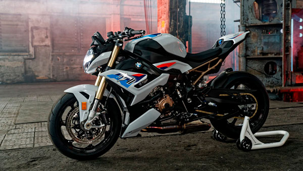 BMW S 1000 R भारत में हुई लाॅन्च, जानें कीमत, फीचर्स से जुड़ी सभी जानकारियां
