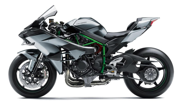 नई कावासाकी Z900 Streetfighter अंतररार्ष्ट्रीय बाजार में हुई लाॅन्च, दमदार इंजन और फीचर्स से है लैस