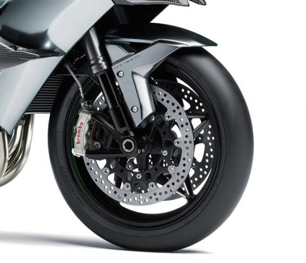 कावासाकी Ninja H2R भारत में हुई लाॅन्च, जानें बाइक की खासियतें