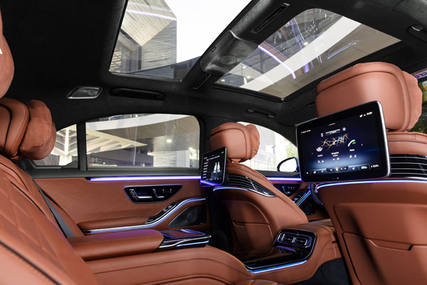 लाॅन्च के पहले देखें नई Mercedes-Benz S-Class की झलक, कई नए फीचर्स से है लैस