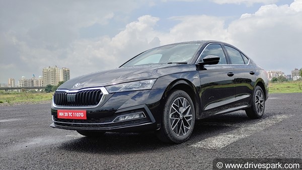 नई 2021 Skoda Octavia सेडान के किस वैरिएंट में मिलेंगे कौन से फीचर्स, कल होने वाली है लॉन्च