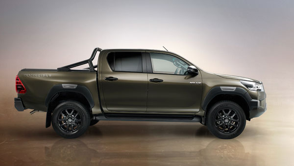 Toyota अपने लाइफस्टाइल पिकअप ट्रक Hilux को दो वैरिएंट में कर सकती है लॉन्च, जानें मिलेंगे फीचर्स
