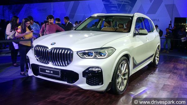BMW Contactless Service: अब घर बैठे कर सकते बीएमडब्ल्यू कारों के लिए सर्विस, एक बटन में मिल पाएगी सभी जानकारी