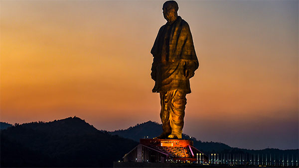 PM मोदी ने किया ऐलान, गुजरात के Statue Of Unity इलाके में चलेंगे सिर्फ Electric Vehicles