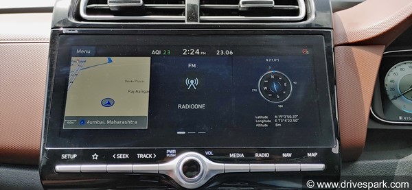 Hyundai Alcazar Review: हुंडई अल्काजार रिव्यू: फीचर्स, ड्राइविंग, माइलेज, इंजन, डिजाईन, सीटिंग जानकारी