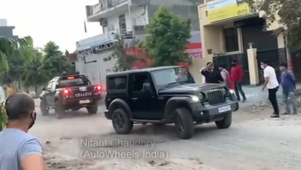 Mahindra Thar और Isuzu D-Max V-Cross के बीच हुआ रस्साकशी का खेल, वीडियो में देखें रिजल्ट
