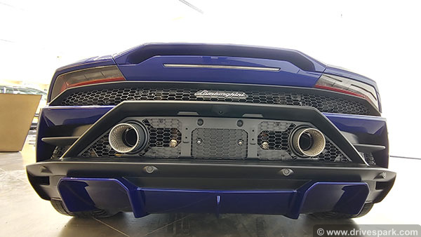 Lamborghini Huracan Evo RWD Spyder Launched: लेम्बोर्गिनी हुराकन ईवो रियर-व्हील-ड्राइव स्पायडर भारत में हुई लॉन्च, कीमत 3.54 करोड़ रुपये