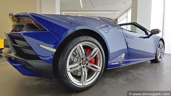 Lamborghini Huracan Evo RWD Spyder Launched: लेम्बोर्गिनी हुराकन ईवो रियर-व्हील-ड्राइव स्पायडर भारत में हुई लॉन्च, कीमत 3.54 करोड़ रुपये