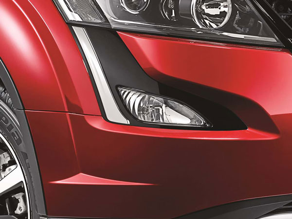 महिंद्रा XUV700 में मिलेगा ऑटो बूस्टर हेडलैंप, अपने आप एडजस्ट होगी हेडलाइट की रौशनी