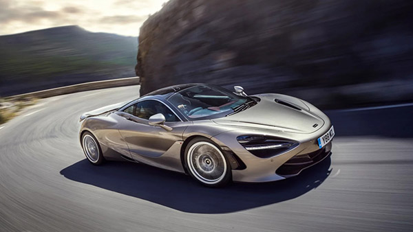 McLaren Car Price Revealed: मैकलारेन ने भारत में अपने कारों के कीमतों की घोषणा, जानें जीटी, 720एस व 720एस स्पाइडर के बारें में