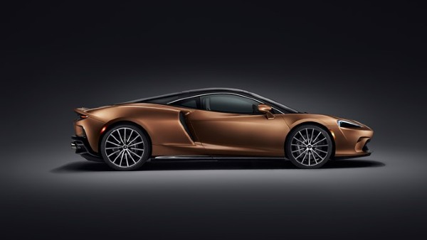 McLaren Car Price Revealed: मैकलारेन ने भारत में अपने कारों के कीमतों की घोषणा, जानें जीटी, 720एस व 720एस स्पाइडर के बारें में