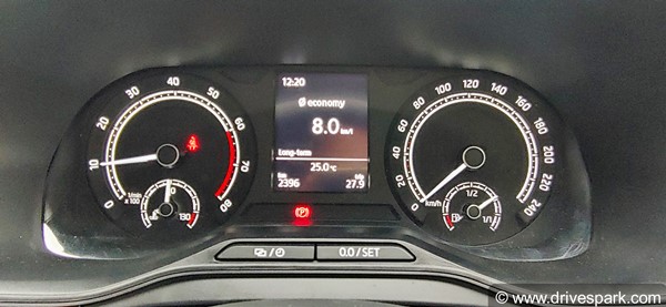 Skoda Kushaq Review in Hindi | स्कोडा कुशाक रिव्यू: फीचर्स, ड्राइविंग, माइलेज, इंजन, डिजाईन