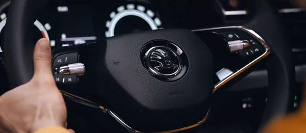 Skoda Kushaq Teaser: लॉन्च से पहले स्कोडा कुशाक का नया टीजर जारी, जानें इंजन, फीचर्स से जुड़ी सभी जानकारियां