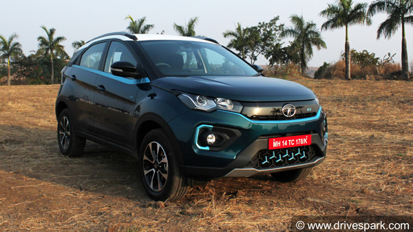 Tata Nexon EV में को मिले नए अलॉय व्हील और नया इंफोटेनमेंट सिस्टम, जानें क्या है खास