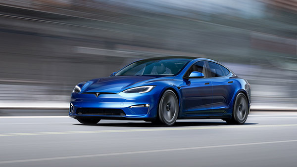 नहीं आएगी टेस्ला की Model S Plaid Plus इलेक्ट्रिक कार, एलन मस्क ने ट्वीट में दी जानकारी