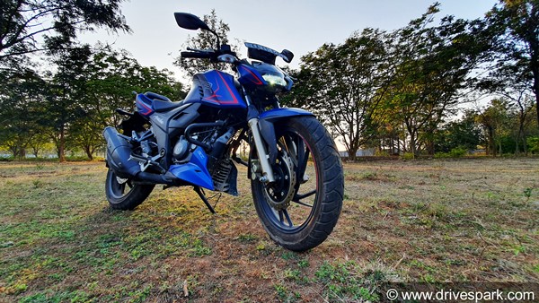 TVS की इस बाइक पर मिल रहा है 10,000 रुपये तक का डिस्काउंट, जानें क्या है ऑफर