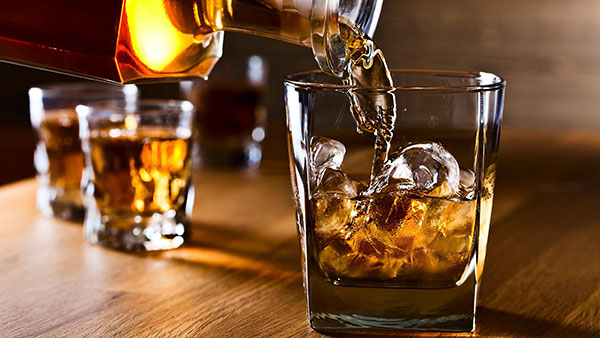 Biobutanol Whisky Cars: क्या भविष्य में 'व्हिस्की' से चलेगी कार? हो चुका है पहले कार का टेस्ट, पेट्रोल-डीजल की हो जायेगी छुट्टी