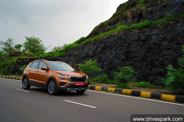 स्कोडा कुशाक के हर वैरिएंट में मिलते हैं बेहतरीन फीचर्स, जानें किसमें मिलता है क्या?