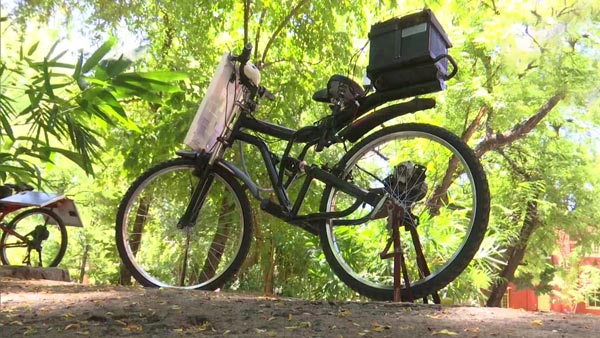 मदुरई के छात्र ने बनाई सोलर पावर से चलने वाली इलेक्ट्रिक साइकिल, जानें कितना देती है रेंज