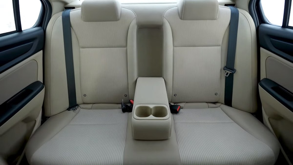 2021 Honda Amaze Facelift के किस वैरिएंट में मिलते हैं कौन से फीचर्स, जानें यहां