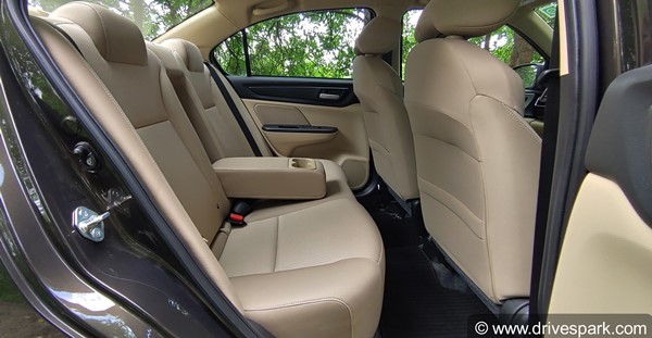 2021 Honda Amaze रिव्यू: डिजाईन, फीचर्स, वैरिएंट, इंजन, माइलेज जानकारी