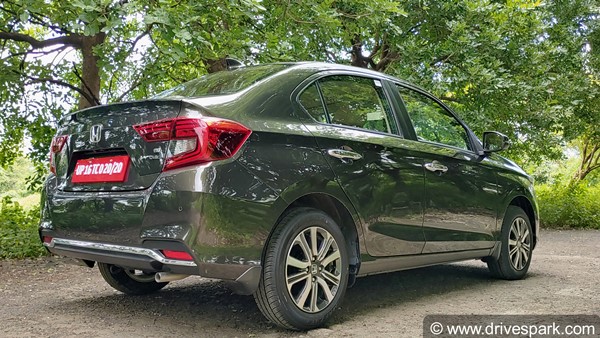 2021 Honda Amaze रिव्यू: डिजाईन, फीचर्स, वैरिएंट, इंजन, माइलेज जानकारी