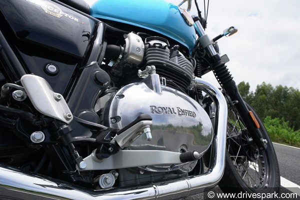 Royal Enfield Interceptor 650 रिव्यू: परफॉर्मेंस, राइडिंग अनुभव, फीचर्स, इंजन, डिजाईन, वारंटी जानकारी