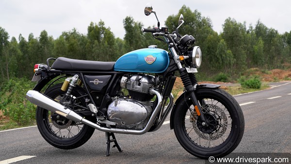 Royal Enfield Interceptor 650 रिव्यू: परफॉर्मेंस, राइडिंग अनुभव, फीचर्स, इंजन, डिजाईन, वारंटी जानकारी