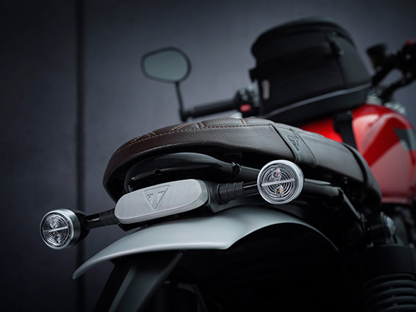 नई Triumph Speed Twin हुई लाॅन्च, कीमत 10.99 लाख रुपये, जानें सबकुछ