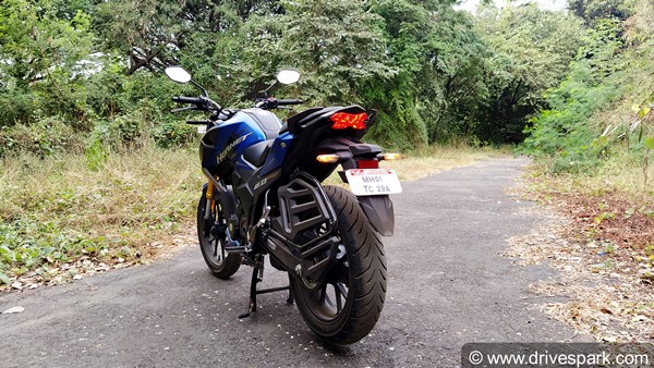 नई Honda CB200X एडवेंचर Honda Hornet 2.0 से कितनी है अलग और क्या हैं समानताएं, जानें यहां