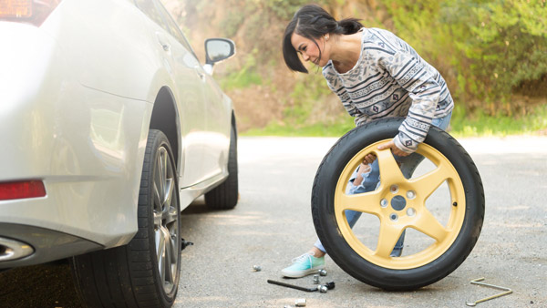 कार में छोटा Spare Wheel मिलने पर ग्राहक को मिला 25,000 रुपये मुआवजा, कोर्ट ने दिया आदेश