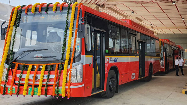 टाटा मोटर्स ने ‘बेस्ट’ को डिलीवर कीं 35 फुल-इलेक्ट्रिक एसी बसें, 340 इलेक्ट्रिक बसों का है करार